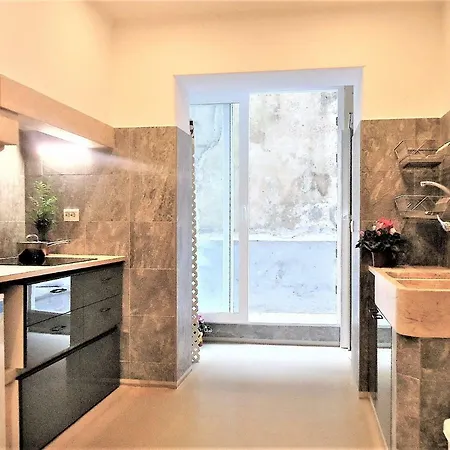 Arroios 21 Hostel *